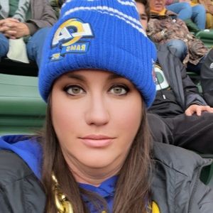 Meet your Posher, Heidi jo